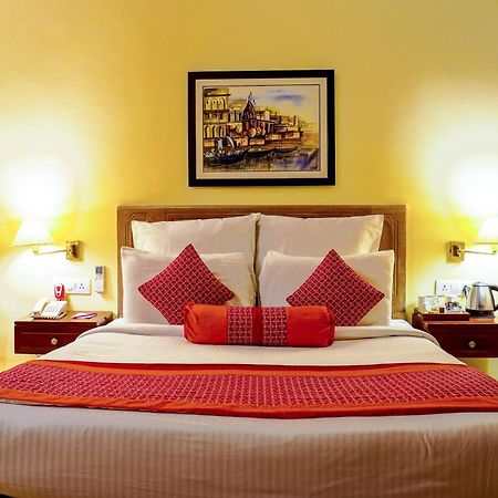 Hotel Guleria Kothi At Ganges à Bénarès Extérieur photo