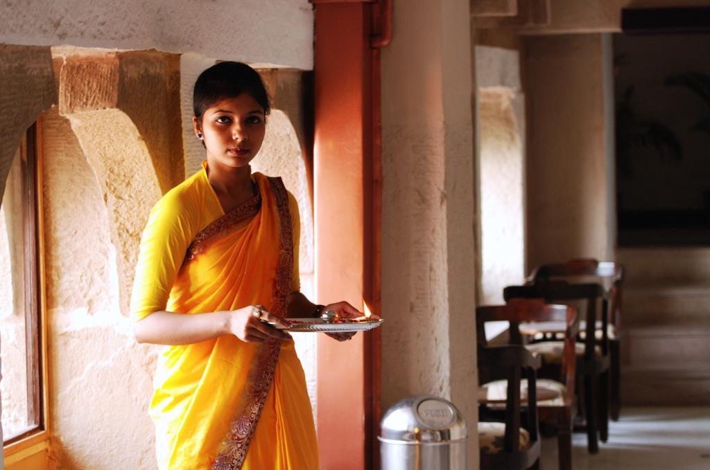 Hotel Guleria Kothi At Ganges à Bénarès Extérieur photo