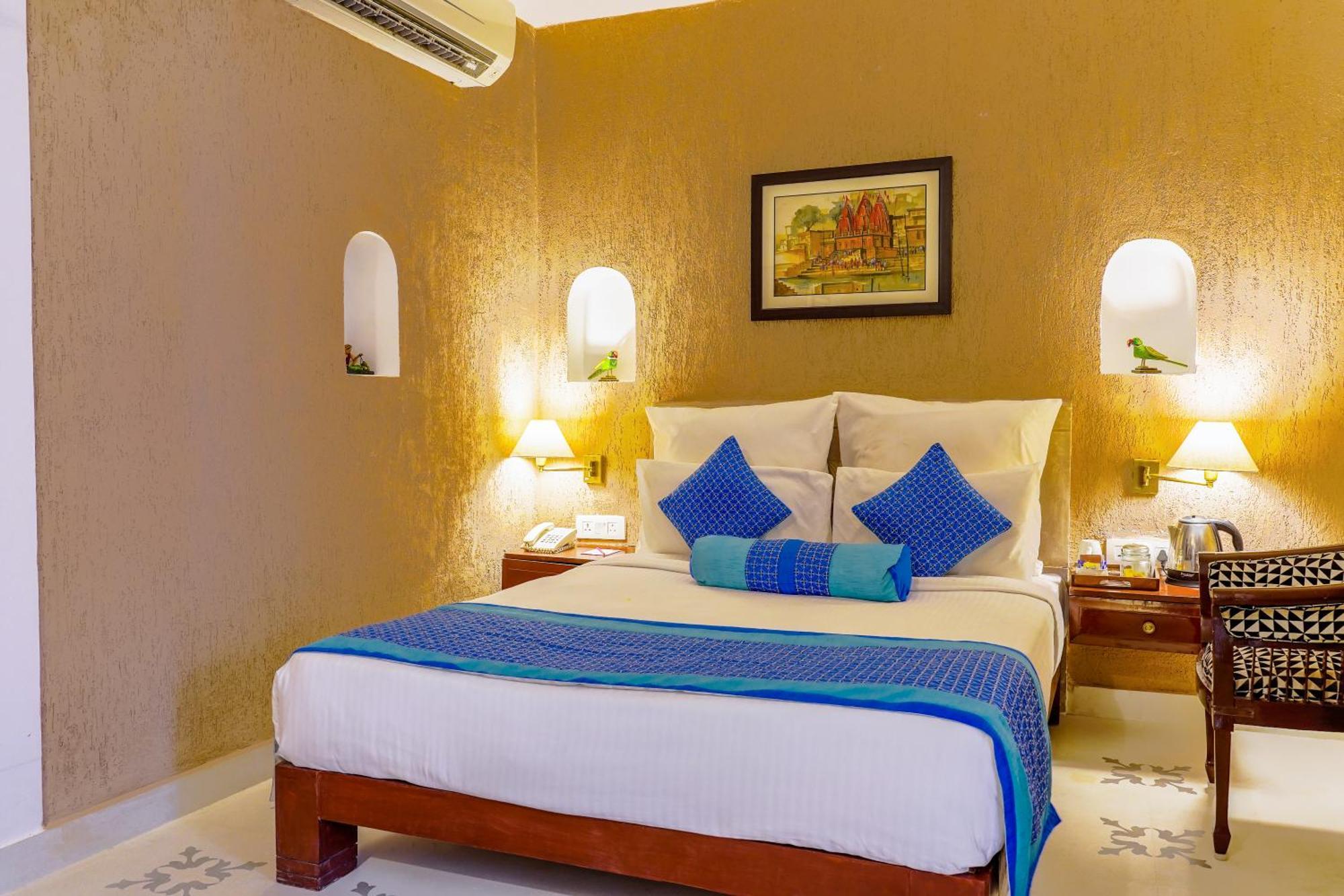 Hotel Guleria Kothi At Ganges à Bénarès Extérieur photo