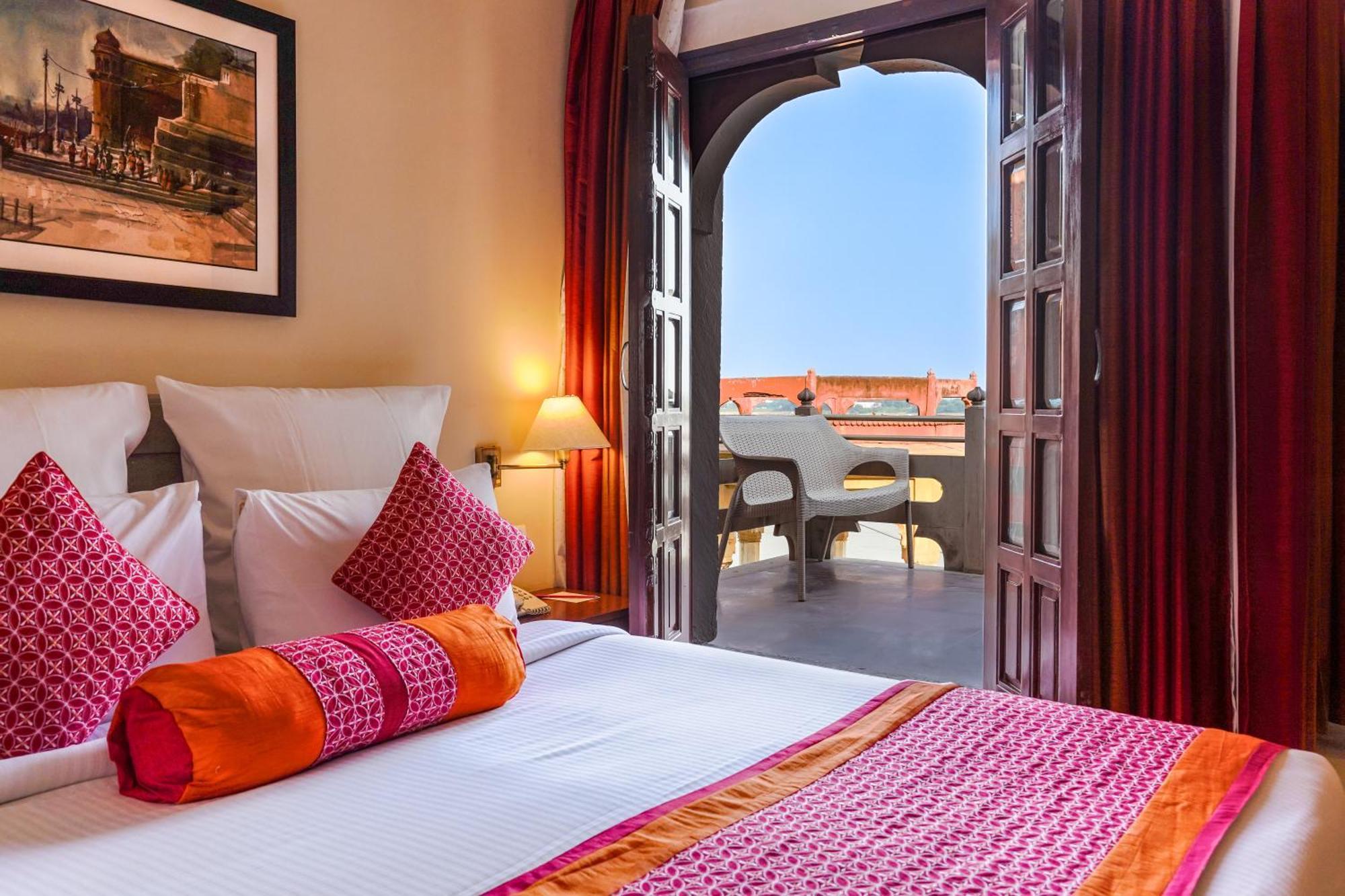 Hotel Guleria Kothi At Ganges à Bénarès Extérieur photo