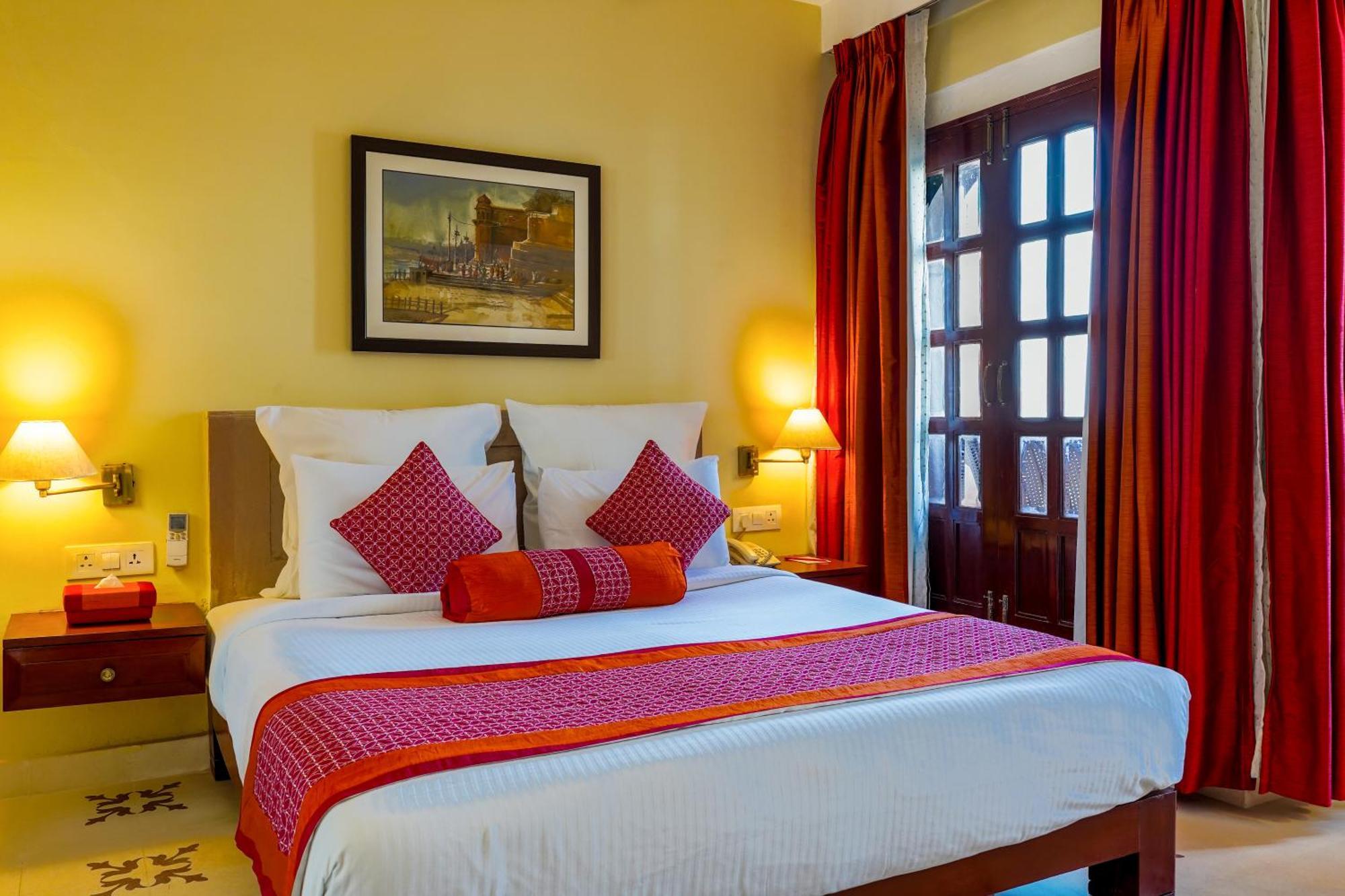 Hotel Guleria Kothi At Ganges à Bénarès Extérieur photo