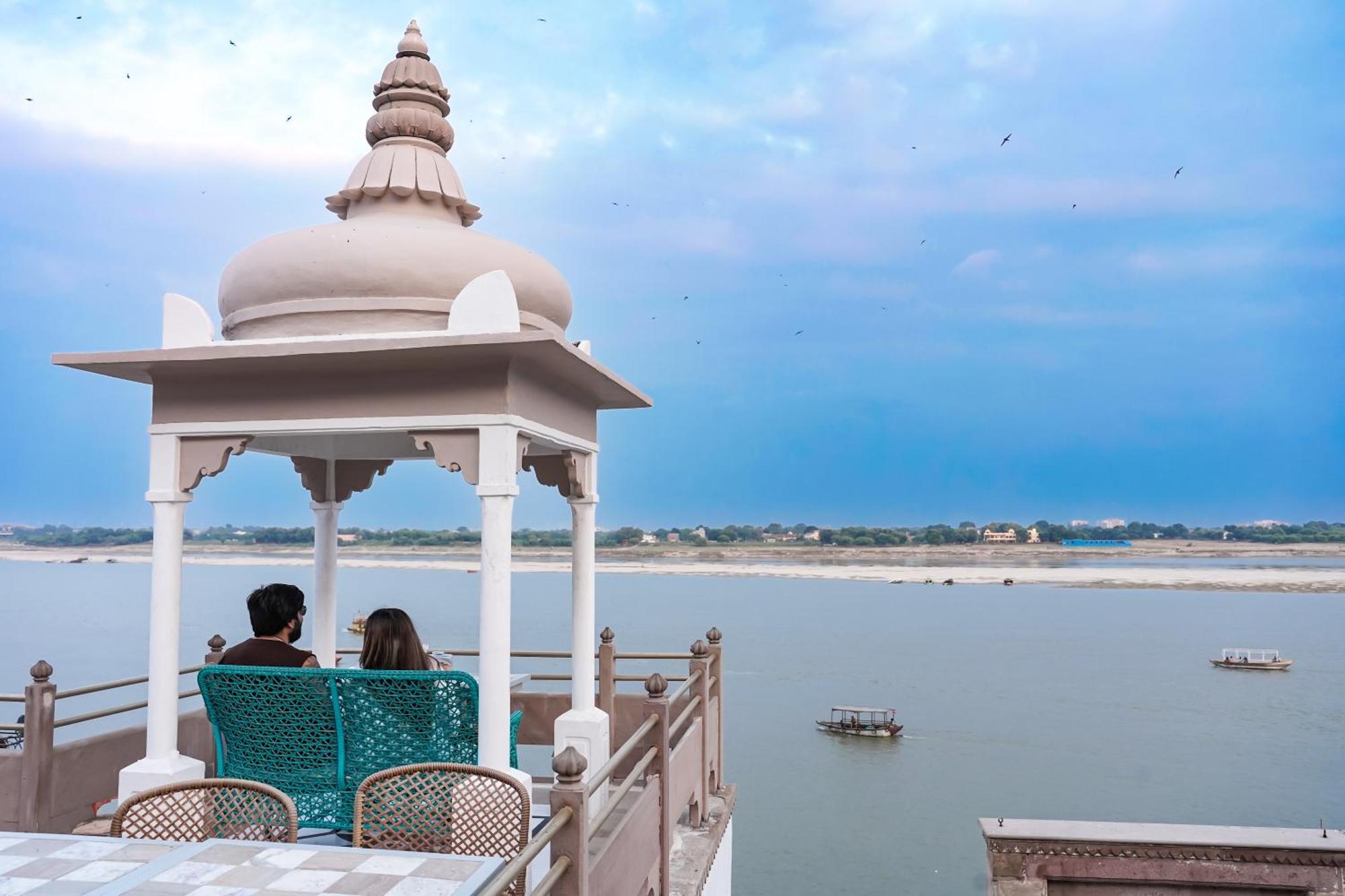Hotel Guleria Kothi At Ganges à Bénarès Extérieur photo