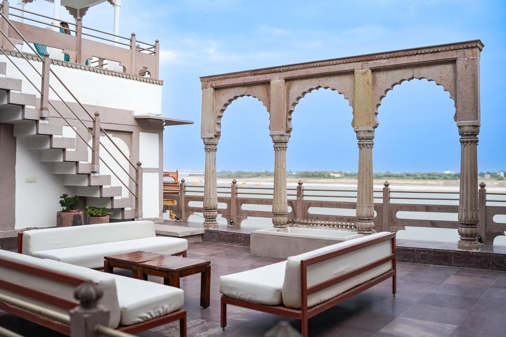Hotel Guleria Kothi At Ganges à Bénarès Extérieur photo