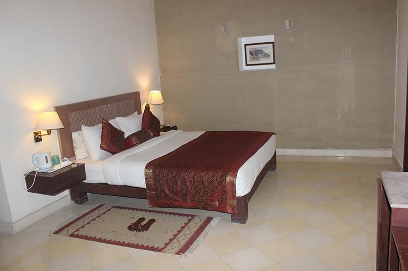 Hotel Guleria Kothi At Ganges à Bénarès Extérieur photo