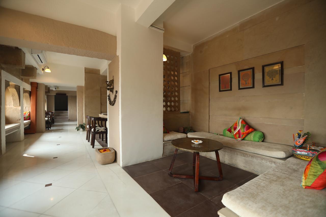 Hotel Guleria Kothi At Ganges à Bénarès Extérieur photo